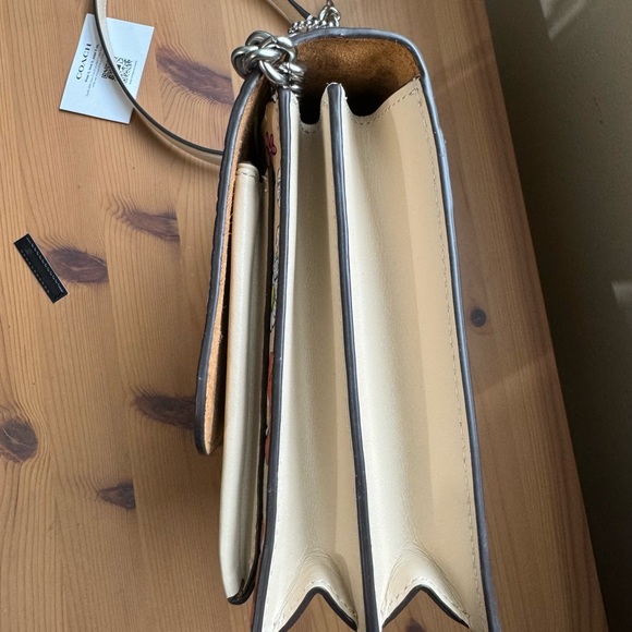 🌸 Coach Klare Crossbody Bag With Floral Print - Picture 10 of 16